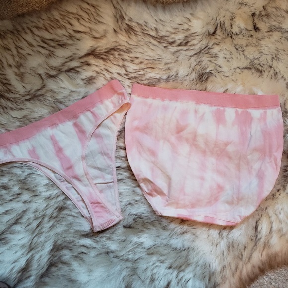 TRIUMPH Tye-Dye Thong & Panty Set - Picture 2 of 2